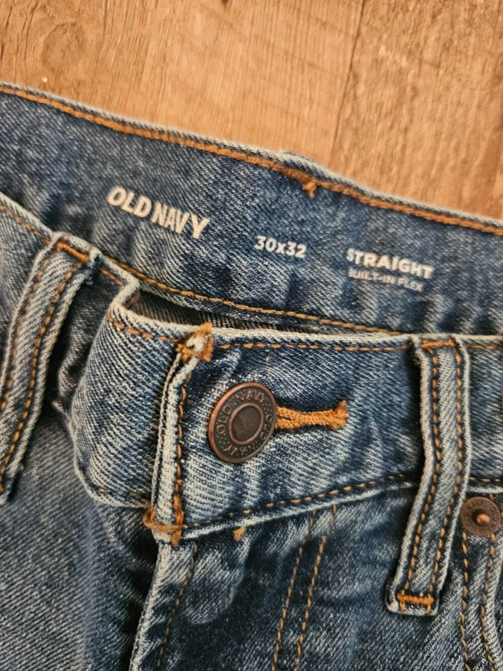 Old Navy Straight Built-In Flex Men's Jeans 30x32 NWT Light Wash